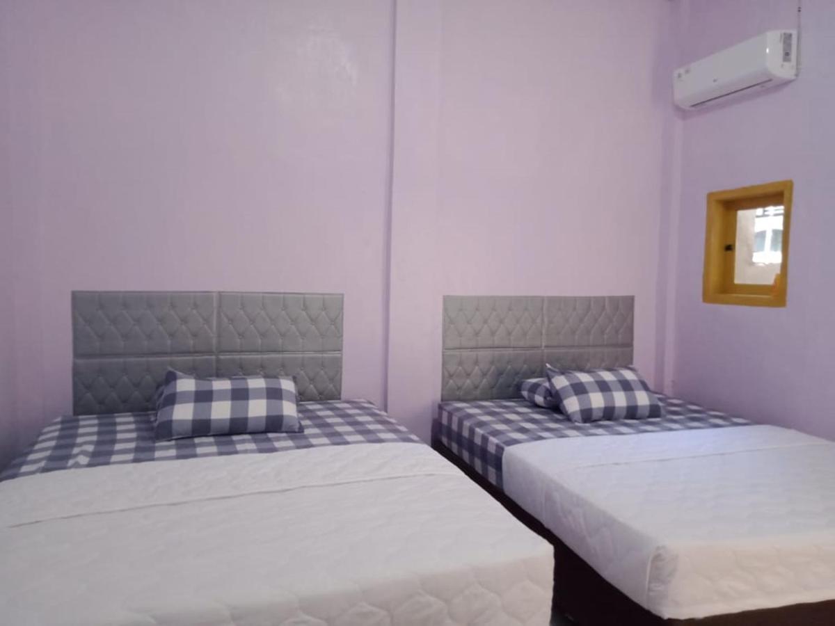 בניוואנגי Thalia Homestay & Ijen Bromo Tour מראה חיצוני תמונה