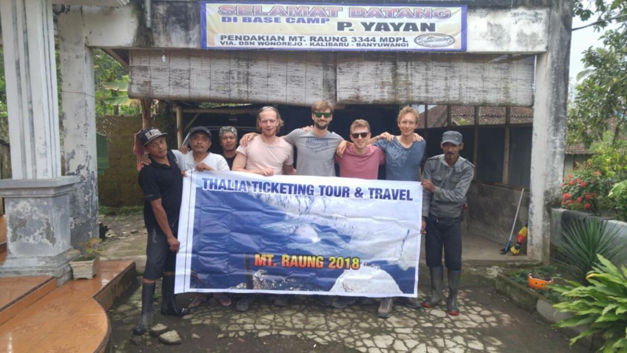 בניוואנגי Thalia Homestay & Ijen Bromo Tour מראה חיצוני תמונה